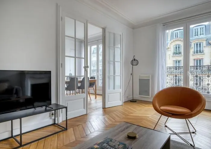 Eiffel Tower / Tour Eiffel